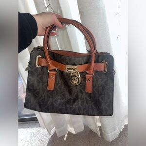 🩷 Michael Kors Brown and Tan Logo Satchel - Read Description
